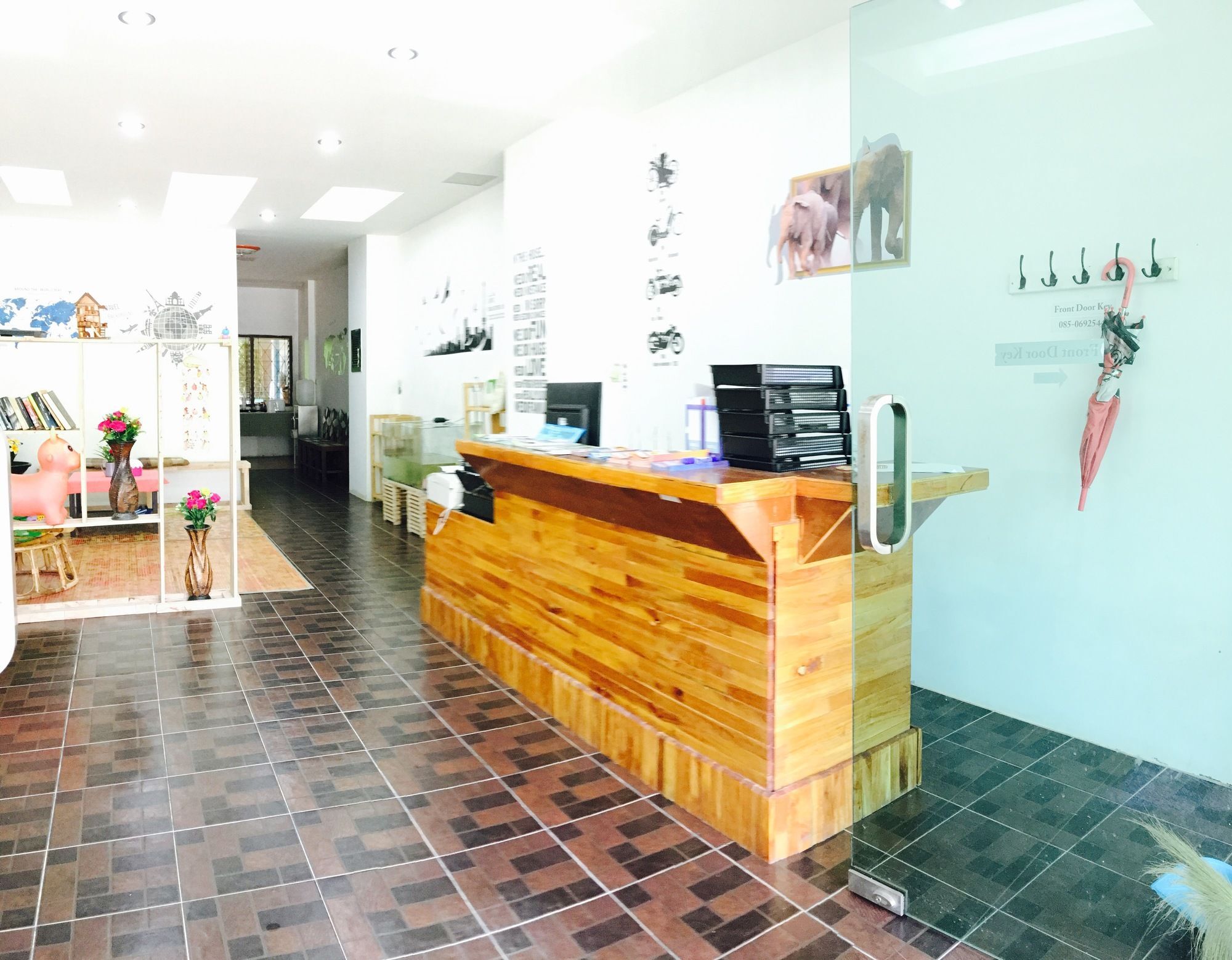 Lanta Friendly House Hotel Koh Lanta Exterior photo